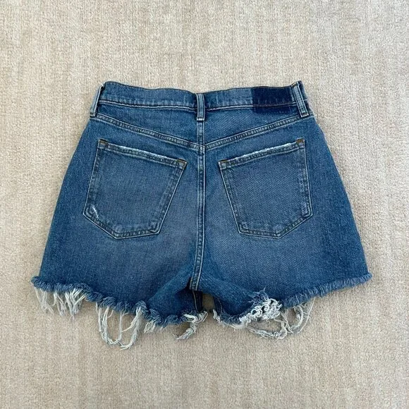 Abercrombie & Fitch Curve Love 4" High Rise Mom Jeans Denim Shorts 29/8 Blue - Picture 4 of 9